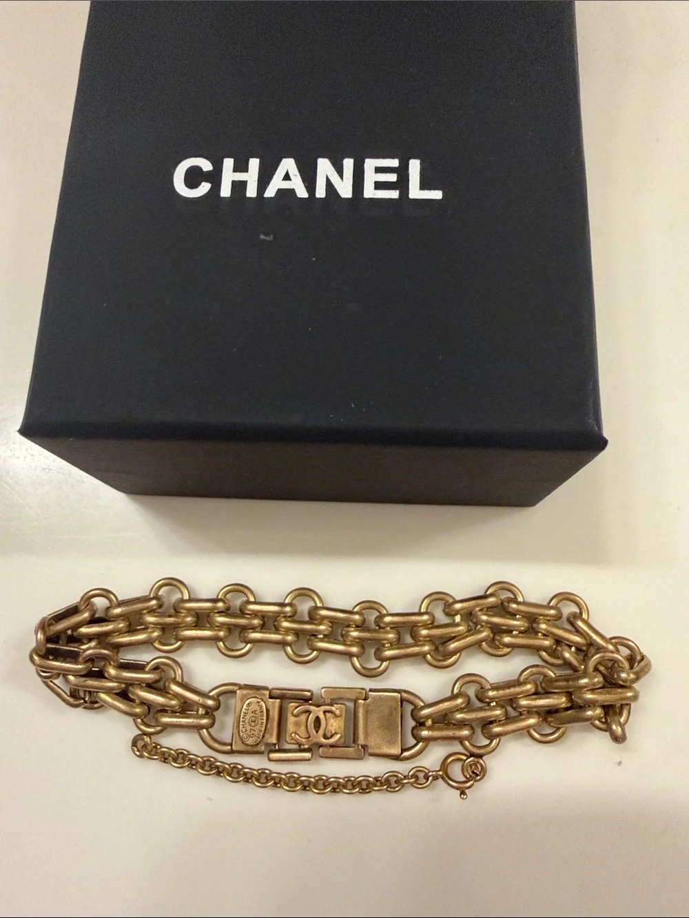 CHANEL layered doble